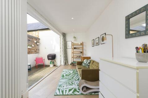 kings henry walk ...