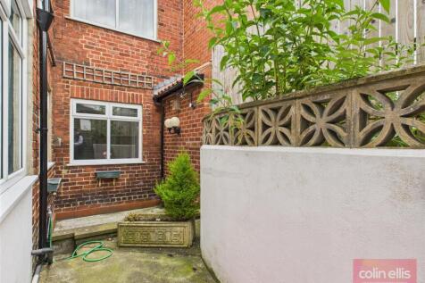 CAM05075G0-PR0133-STILL014.jpg
