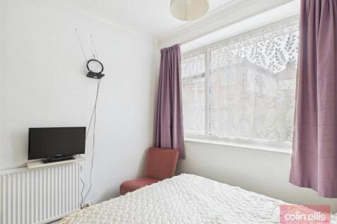 CAM05075G0-PR0153-STILL013.jpg