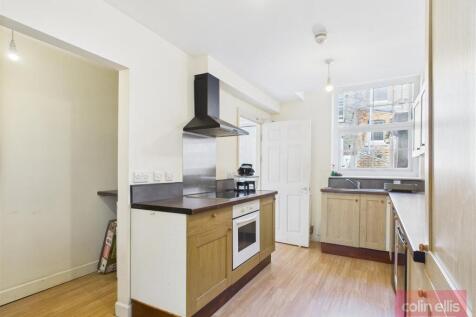 CAM05075G0-PR0155-STILL017.jpg