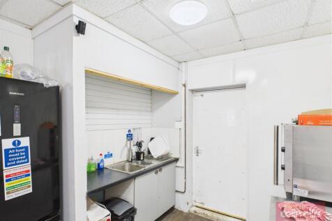 CAM05075G0-PR0176-STILL005.jpg