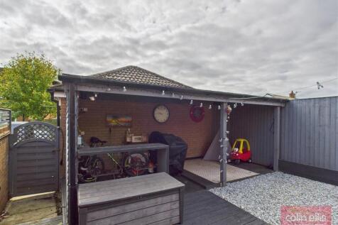CAM05075G0-PR0213-STILL034.jpg