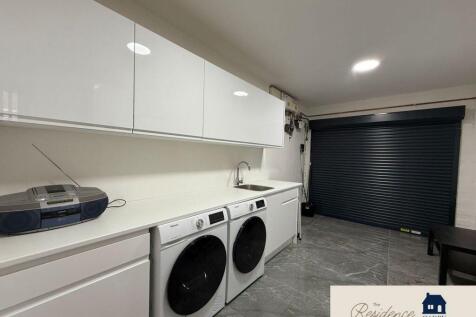 Utility/Garage