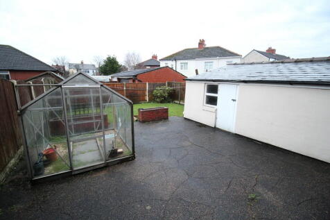 Rear Garden &#43; Gar...