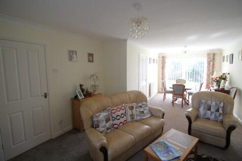 Living Room to Di...