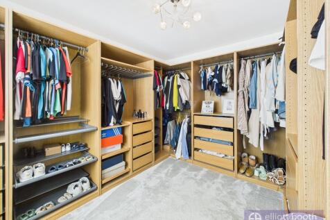 Bedroom Four/Dres...
