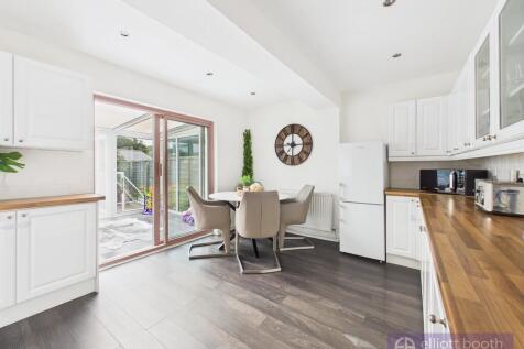 Kitchen/Dining Ro...