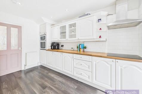 Kitchen/Dining Ro...
