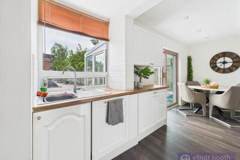 Kitchen/Dining Ro...