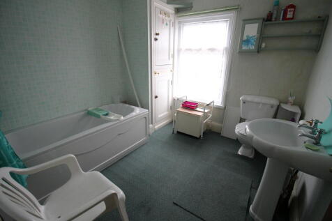 Bathroom Suite