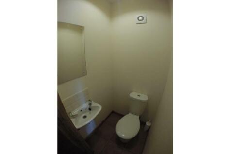 70BR07_Toilet_1st_Floor.jpg
