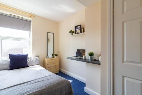 Upstairs-right-2-min-scaled.jpg