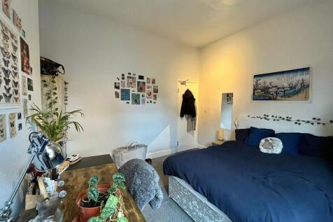 upload_bedroom_3_659d128ca90b0.jpeg