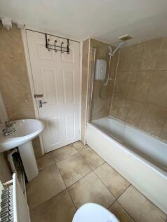 bathroom (1).jpeg