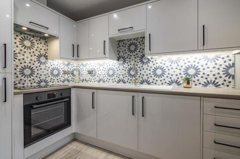 157HighStreet-10 2.jpg