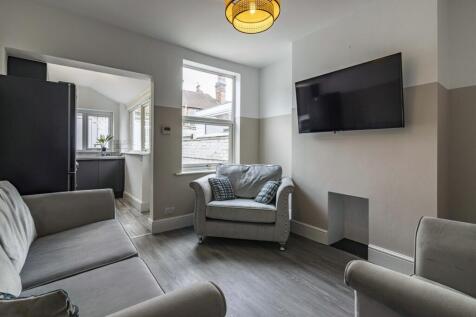 13FlorenceStreet-15-scaled-1.jpg