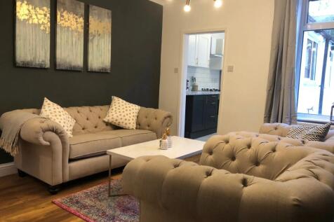 cromwell-street,-ln2-5lp;-4-bed-&amp;-2-bath-image-2.jpg
