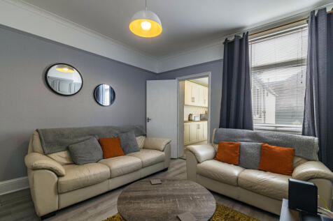 54KestevenStreet-22.jpg