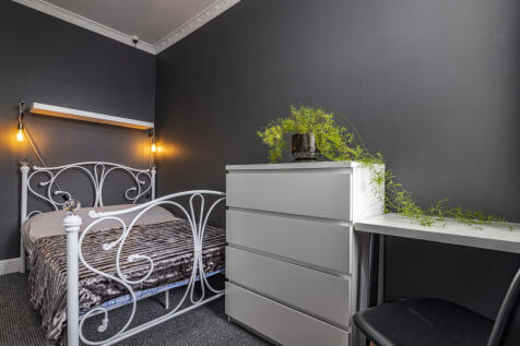 54KestevenStreet-14.jpg