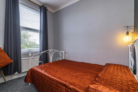 54KestevenStreet-8.jpg