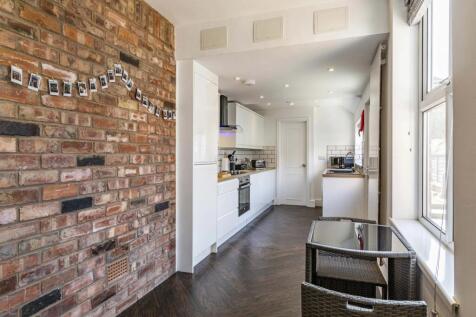 5-bed-student-property---bills-included-image-3.jpg