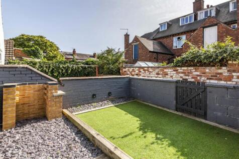 5-bed-student-property---bills-included-image-14.jpg