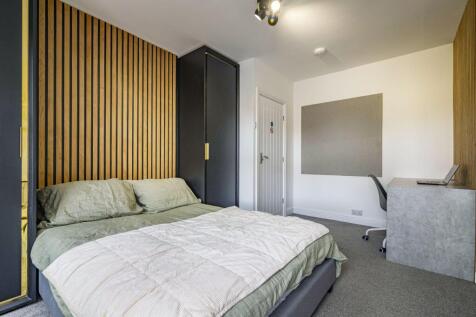 10SouthParade-4-scaled-1.jpg