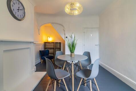 10SouthParade-16-scaled-1.jpg