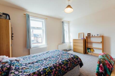 bedford-street,-ln1-1na---4-bed-image-2.jpg