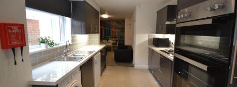 Cranmer-2-Kitchen-2-1600x590.jpg