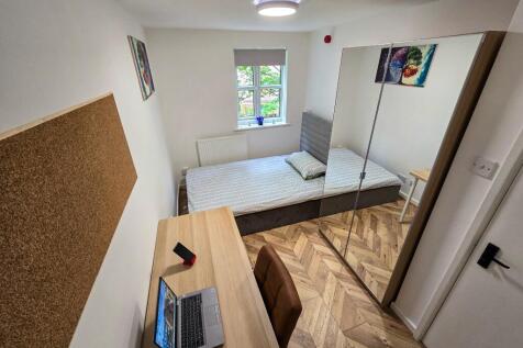 WhatsApp Image 2025-06-29 at 23.19.35 (5).jpeg