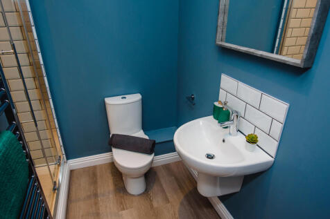 Flat D Shower Room 1 .jpg