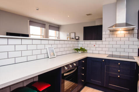 Flat E Kitchen 1.jpg