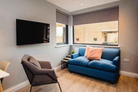 Flat F Kitchen 1.jpg