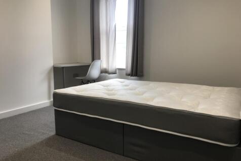 Bedtoom - 9 Westfield.jpg