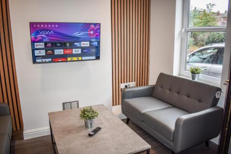 6 St Faith - Living Room.jpg