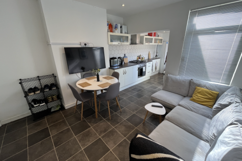 1 Scorer Street - Living Room (2).png