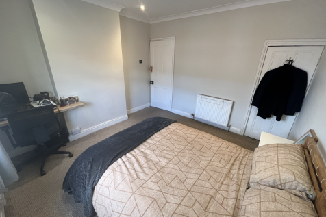 1 Scorer Street - Bedroom (2).png