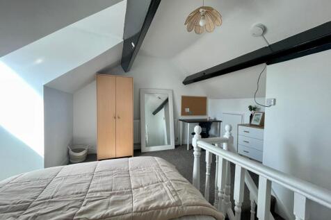 2 Foster - Bedroom 4.jpeg