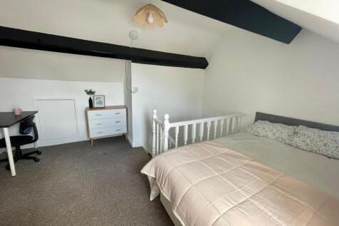 2 Foster - Bedroom 4.jpg