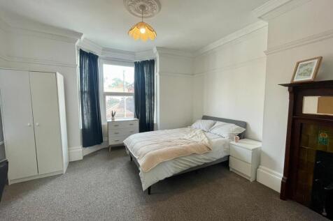 2 Foster - Bed1(1).jpeg