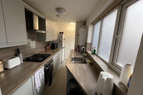 8 Rosemary Lane - Kitchen.jpg