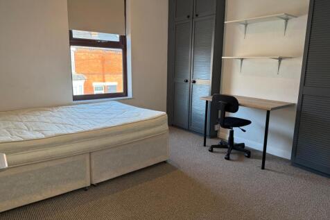 25 Cranwell - Bed4(1).jpeg