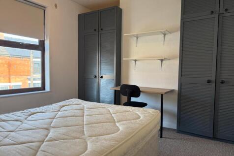 25 Cranwell - Bed4.jpeg