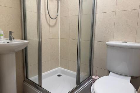 25 Cranwell - Bath 3.jpeg