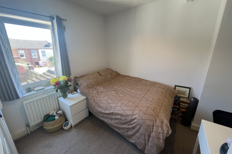 16 Baggholme Road - Bedroom4.png