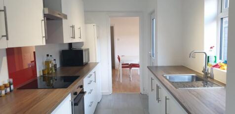 12 Kirkby Street - Kitchen(1).jpeg