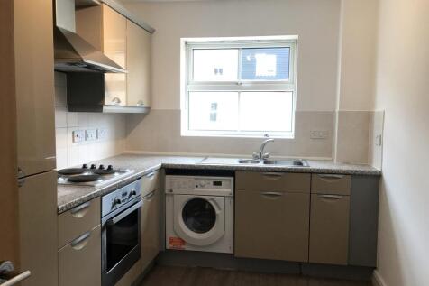 115 Riverside Drive - Kitchen.jpg