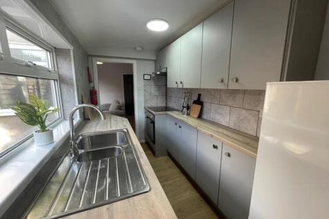 1 Kirkby Street - Kitchen.jpg