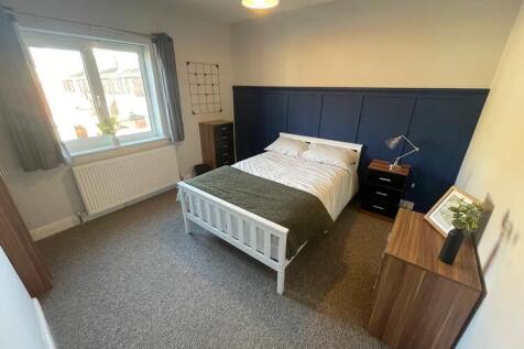 1 Kirkby Street - Bedroom.jpg